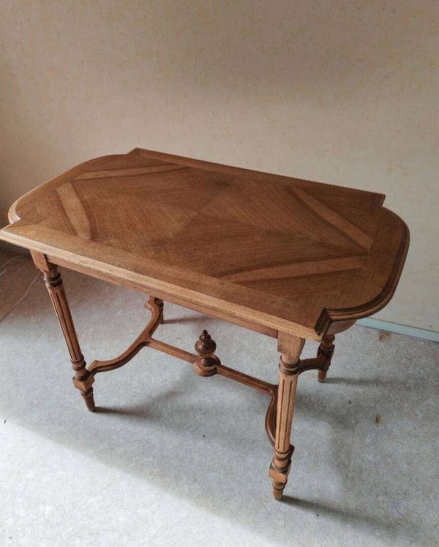 Élégante Table / Petit Bureau Vintage en Bois Marqueté