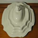 Vegetable soup tureen lid Moustiers 18th century South France