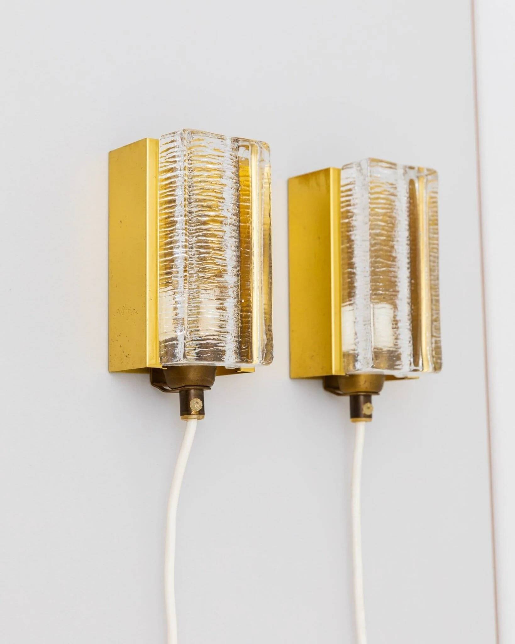 Set of 2 Vitrika Atlantic Wall Lamps in Clear Glass with Brass-Gold Frames