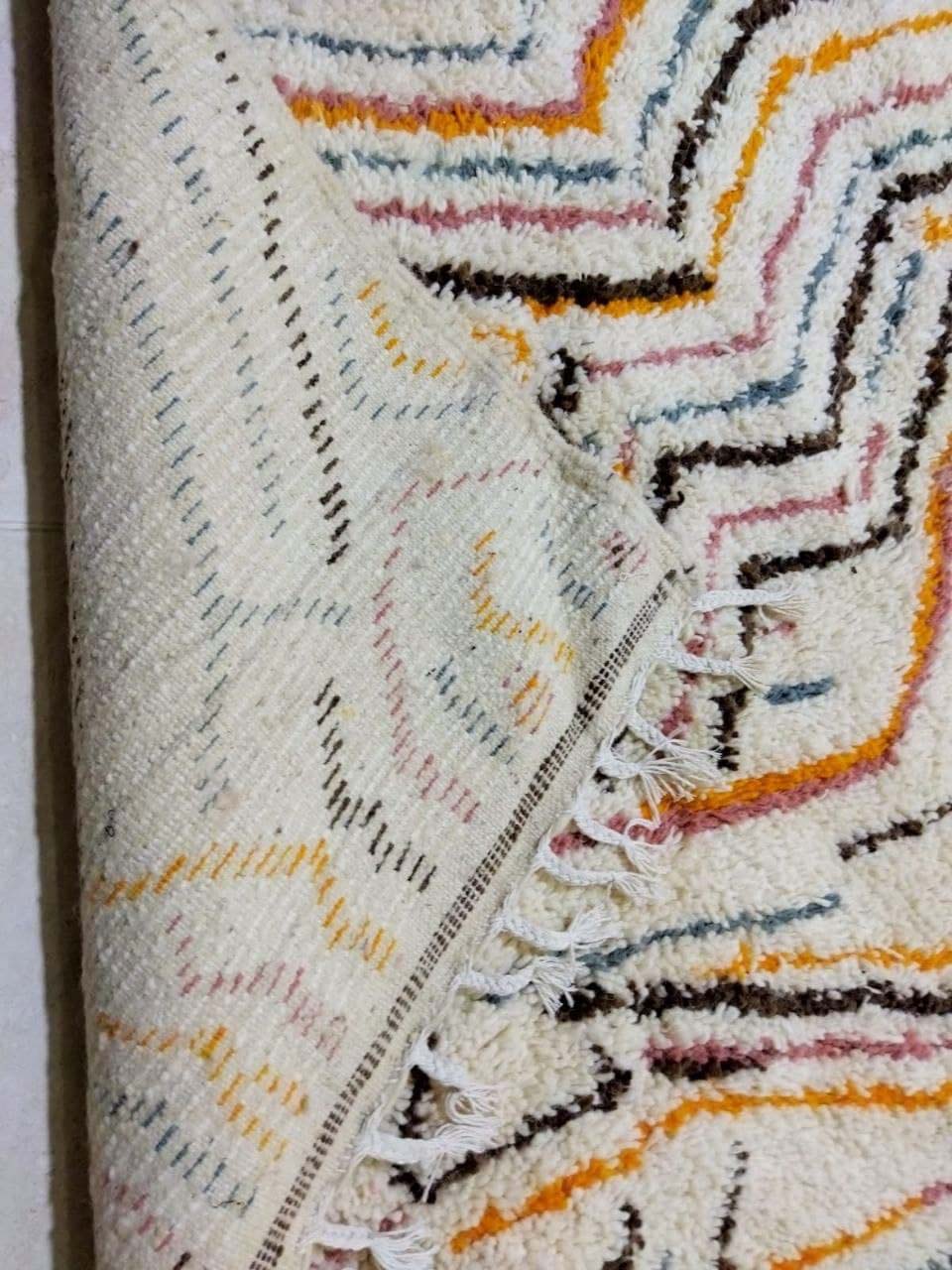 Moroccan berber carpet 280x153cm