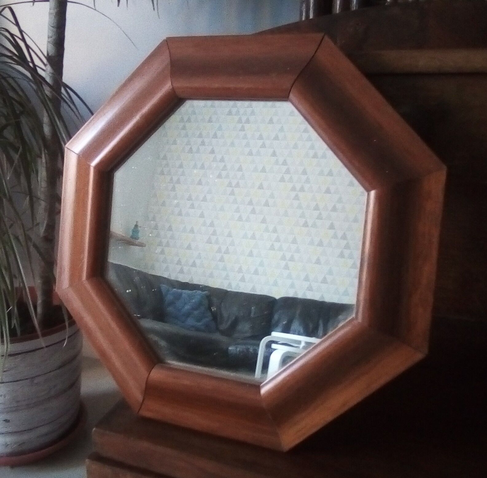 Small octagonal vintage mirror 27x27cm