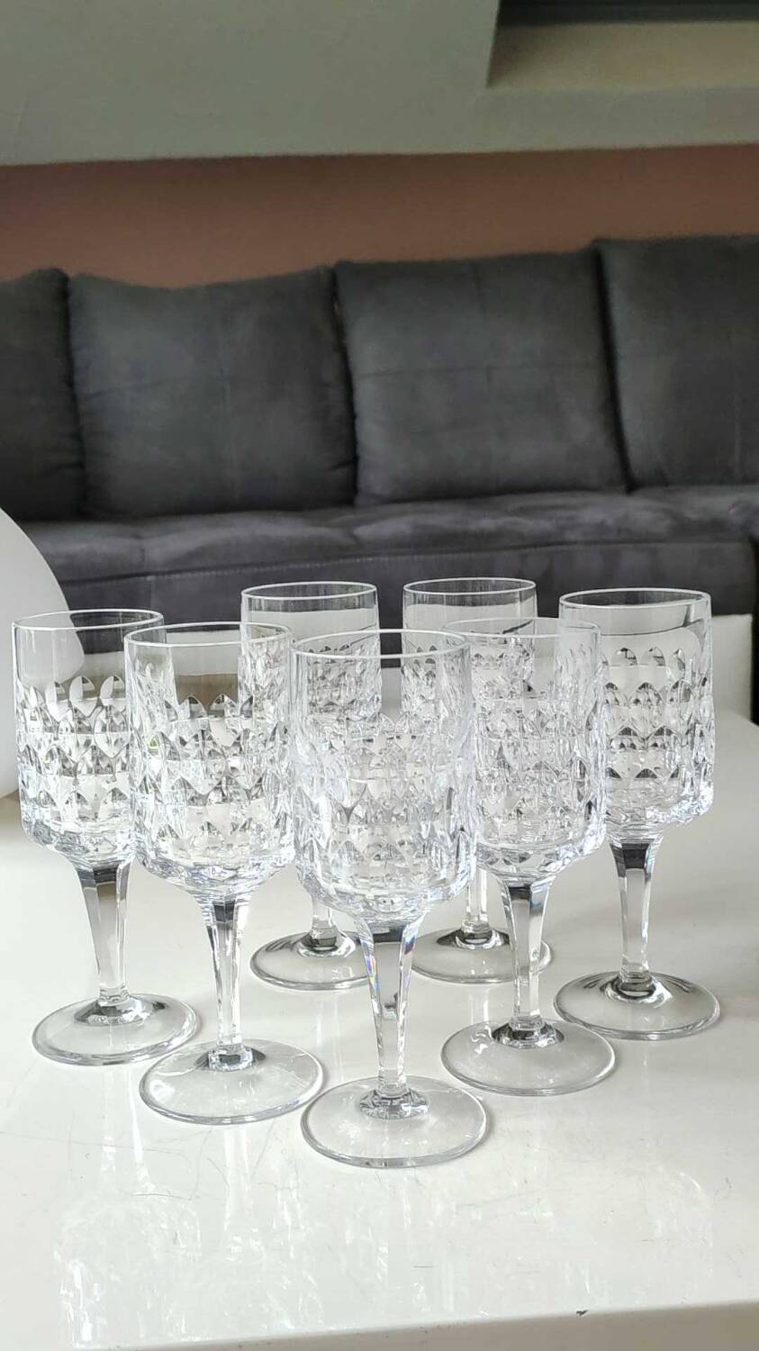 Lot 7 x Verres à vin. Peill & Putzler. Modèle Granada. En cristal.