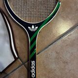 Ancienne Raquette de Tennis Adidas ADS 030 + Pochette de Protection –