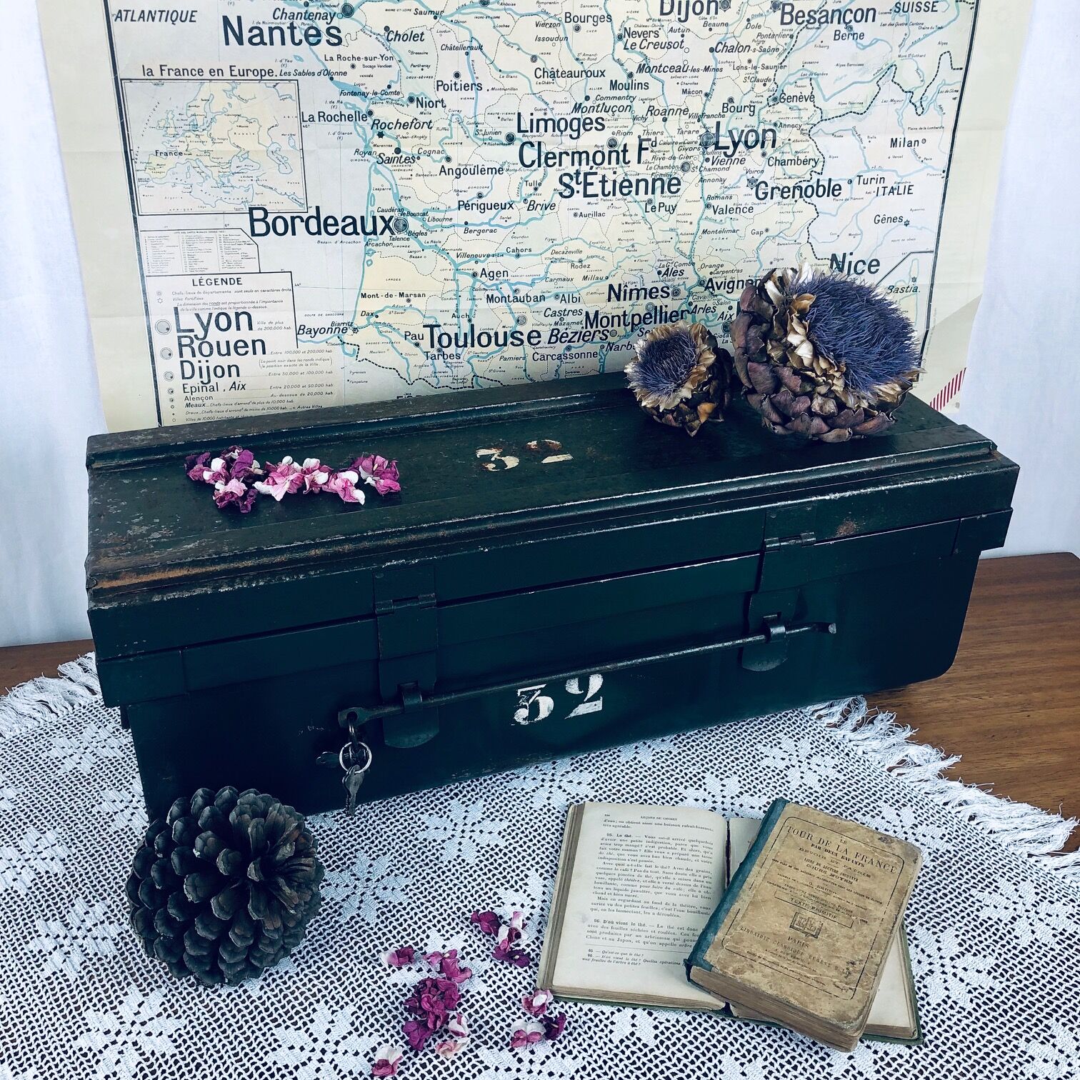 The military canteen "32"