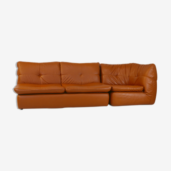Imitation leather sofa "caramel". Convertible. France, circa 1990