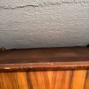 Vintage curved display case in wood and glass – Art Deco style / 1940s
