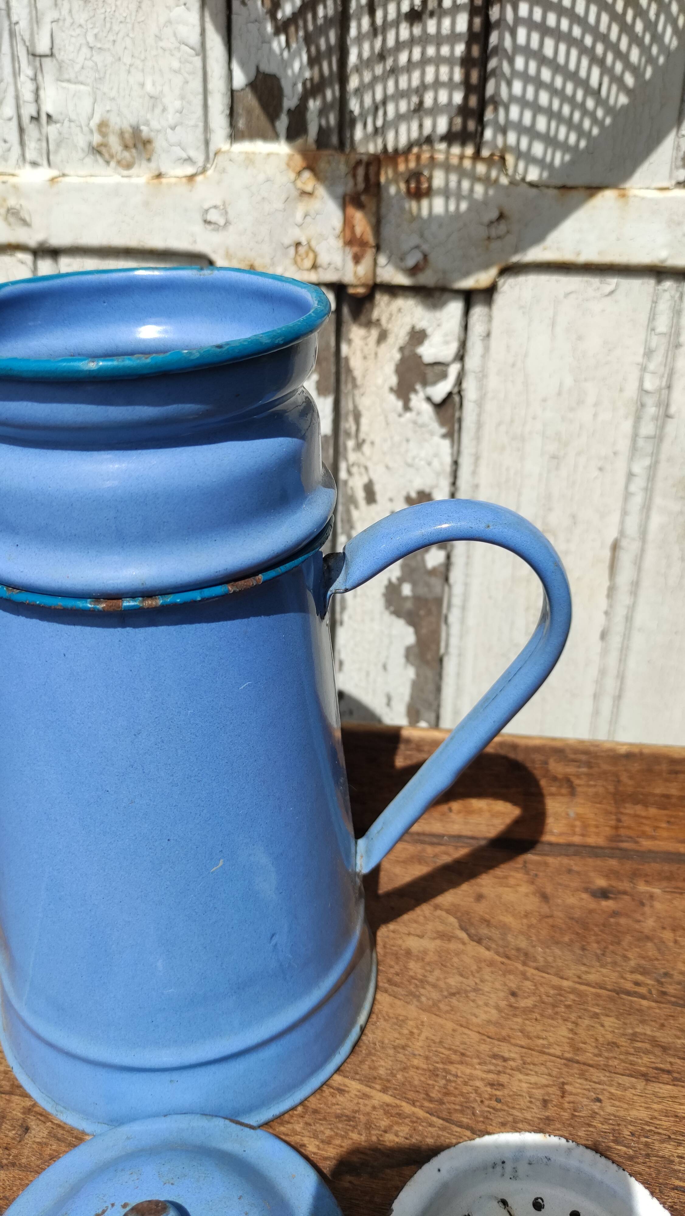 Blue coffee maker in vintage enamelled sheet metal