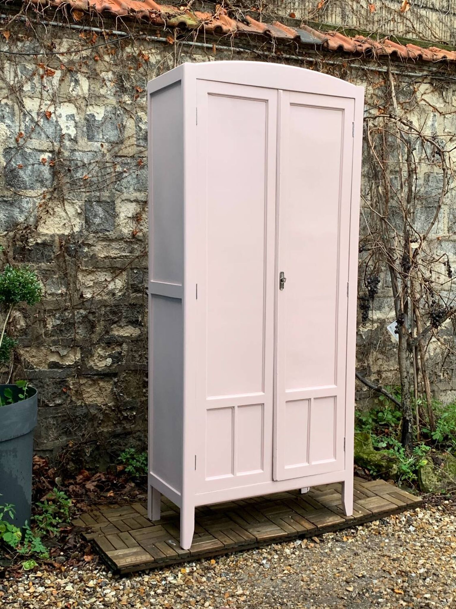 Parisian Art Deco wardrobe rose 1930