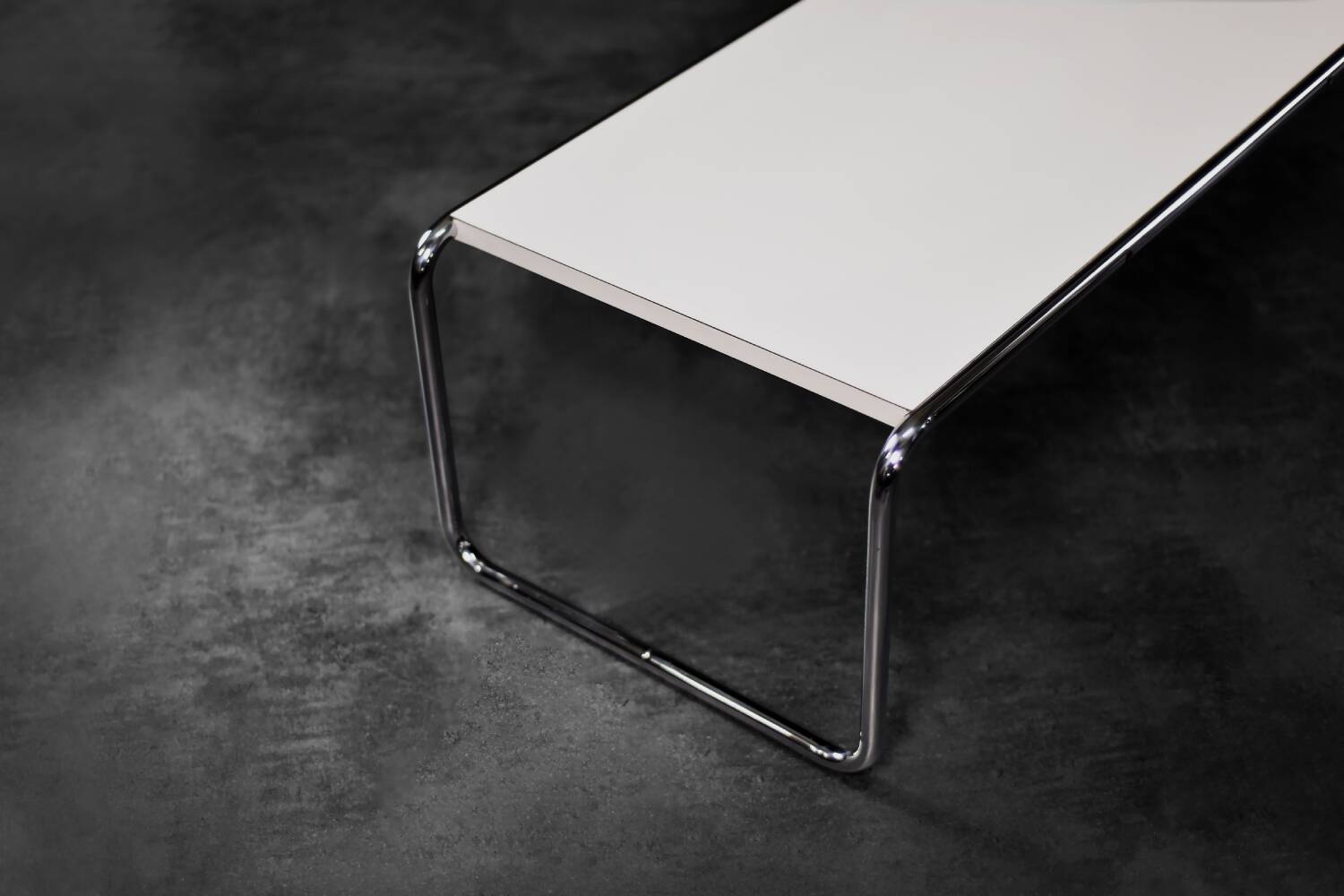 Mid-century modern Italian vintage coffee table Laccio Kiga by M. Breuer