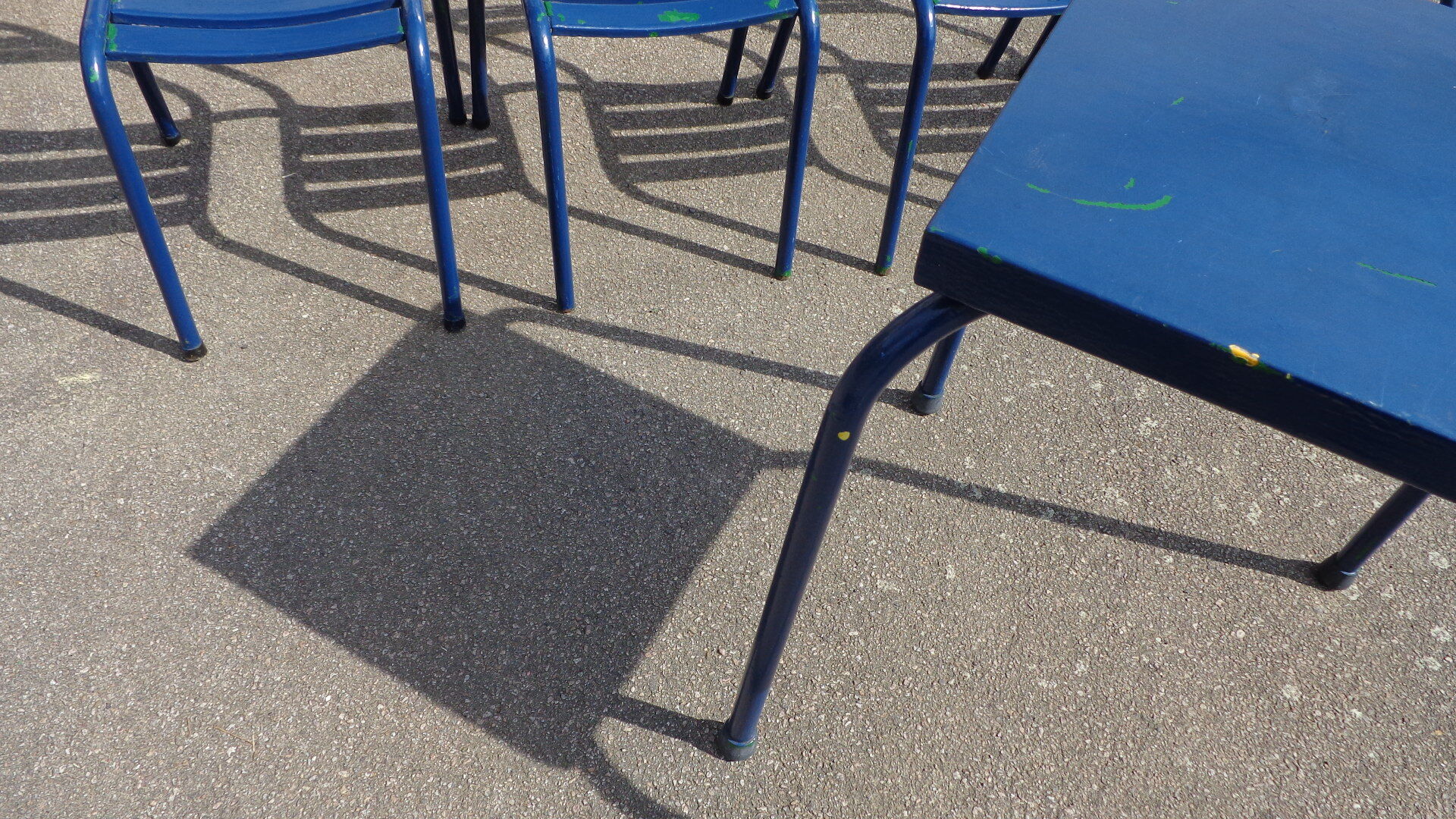 Ensemble 4 chaises & table