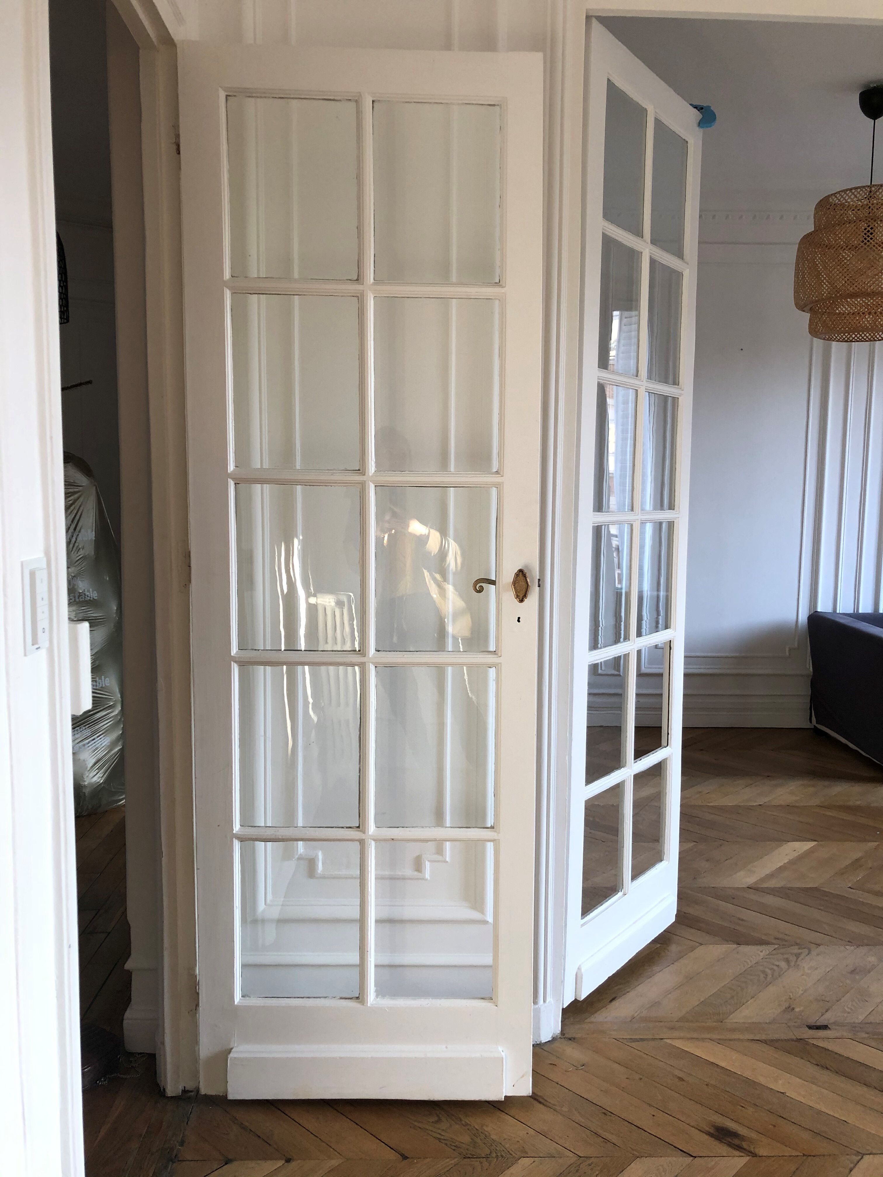 Single window door