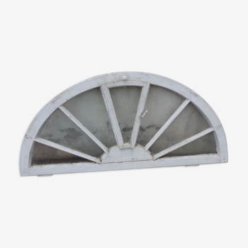 Half moon transom