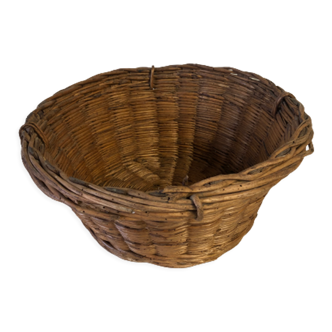 Old wicker basket basket