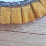 Miroir ovale vintage couleur mirabelle