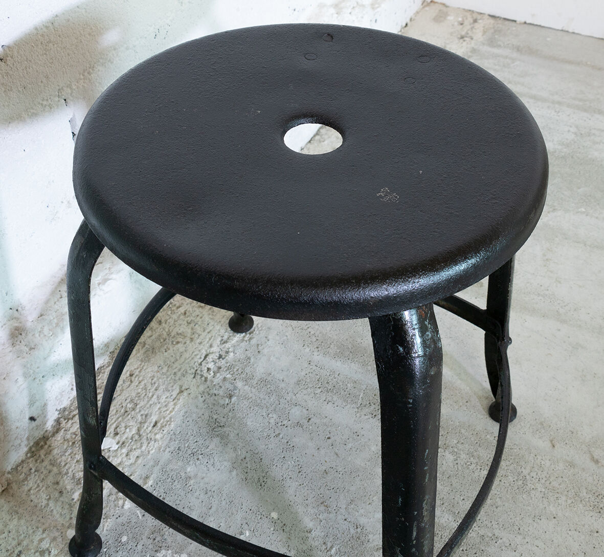 Nicolle workshop stool