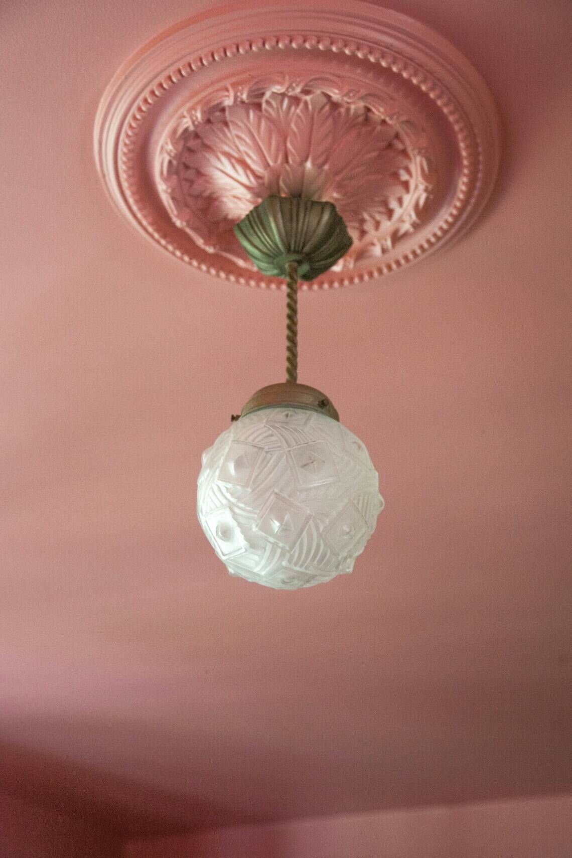 Art deco suspension, art deco molded glass ball suspension, ceiling lamp, ceiling lamp