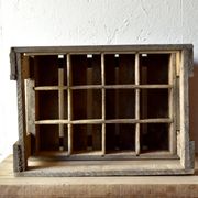 Old wooden rack for 12 bottles - Friko - Brasserie Frik - Belgium