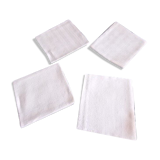 Lot de 4 serviettes de table , blanc lumineux , en coton  damassé (  59,5 x 54,5 cm )
