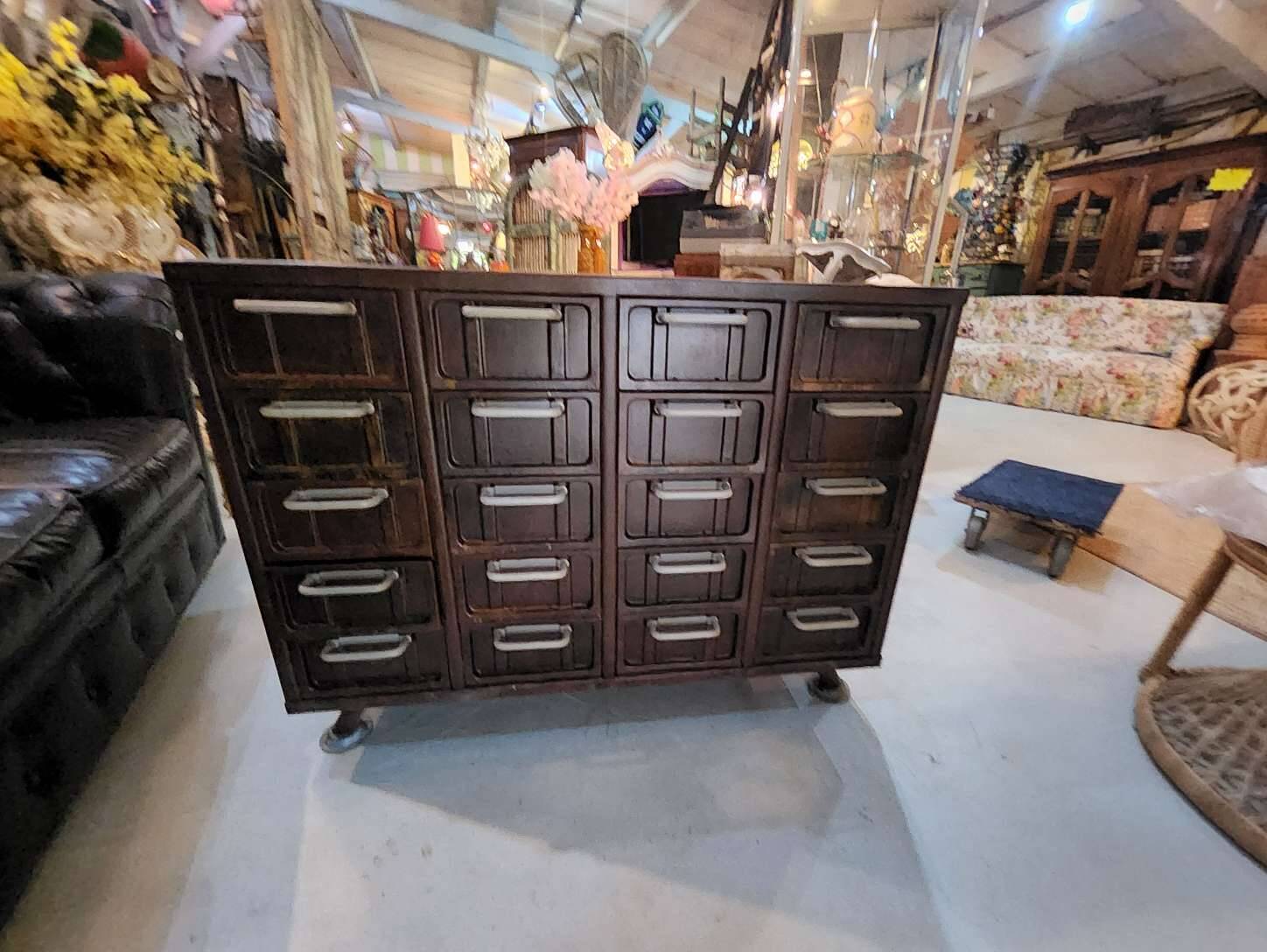 Trade furniture
