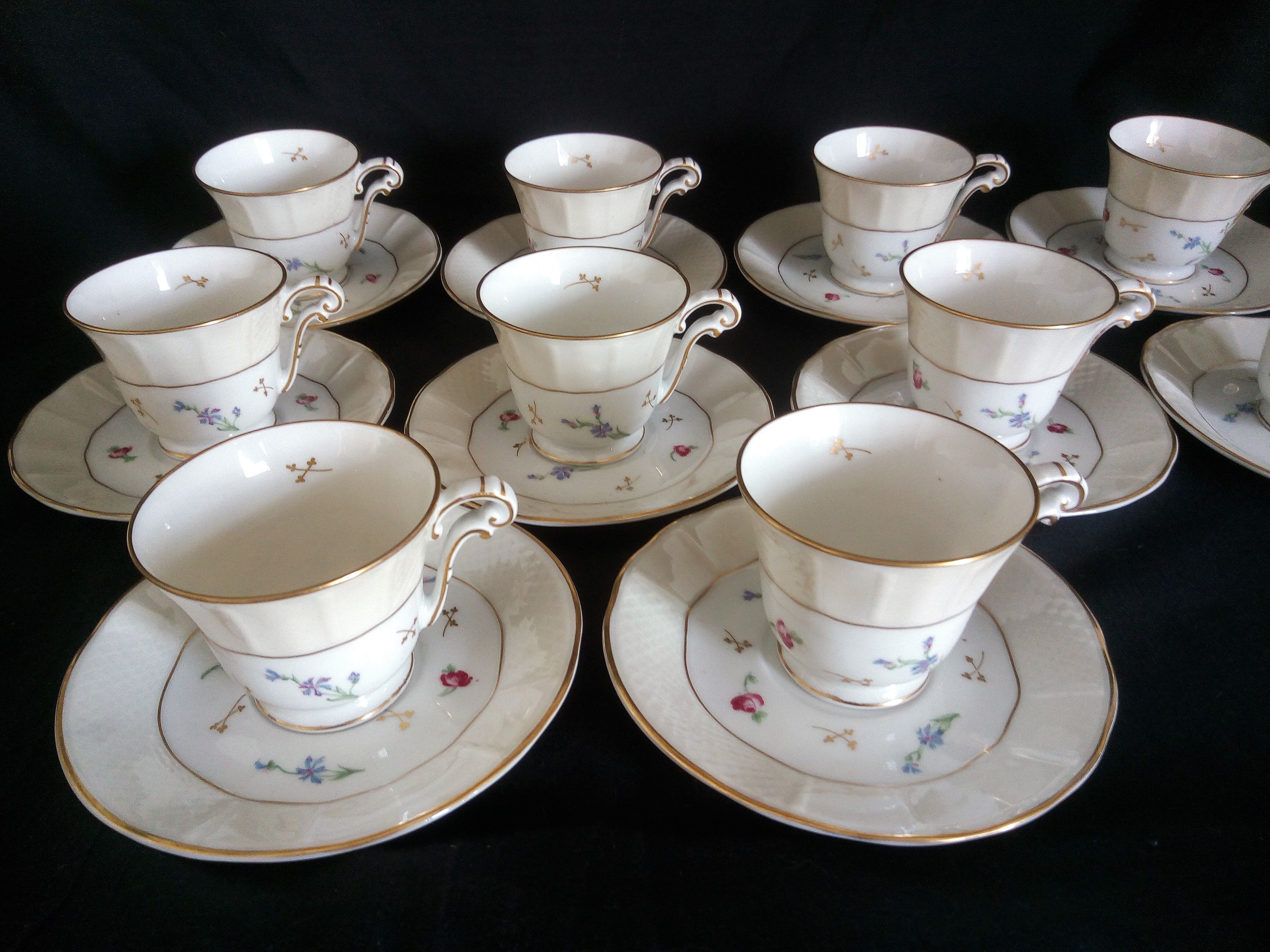 L. Bernardaud & Cie. - Limoges porcelain coffee set, Pompadour model, 1900s - 1927s