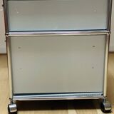 USM box unit on casters
