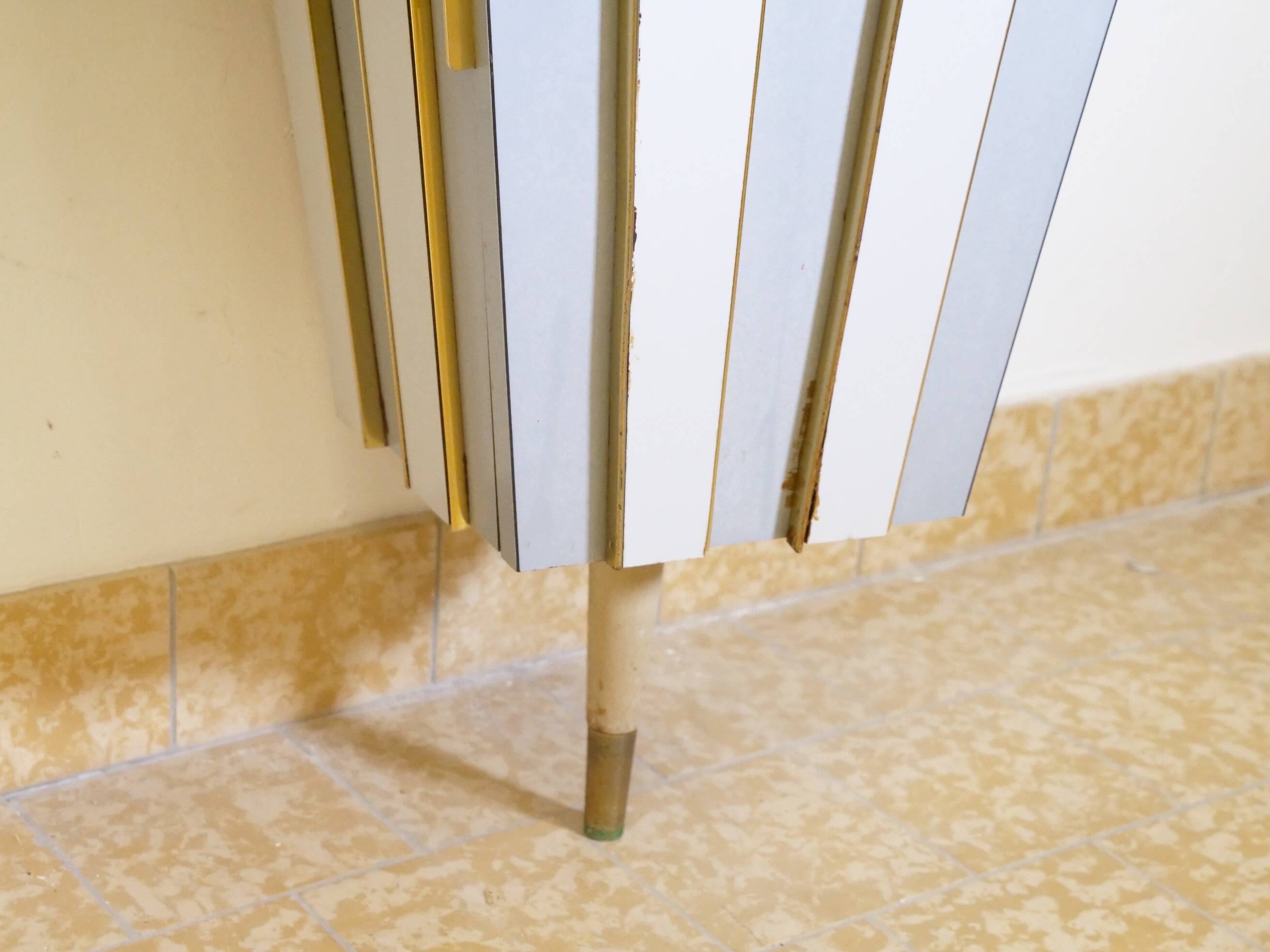 Vintage dressing table with gold trim and mirror, 1950s/1960s