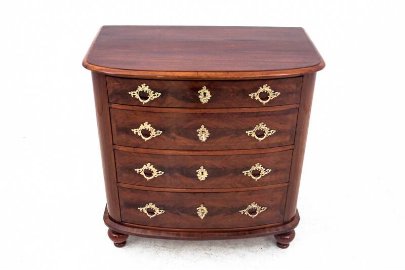 Chest of drawers, Northern Europe, 19th century. After renovation.