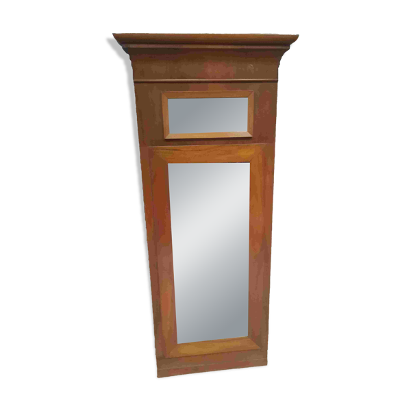 Petit trumeau en bois verni  au motif de scène galante