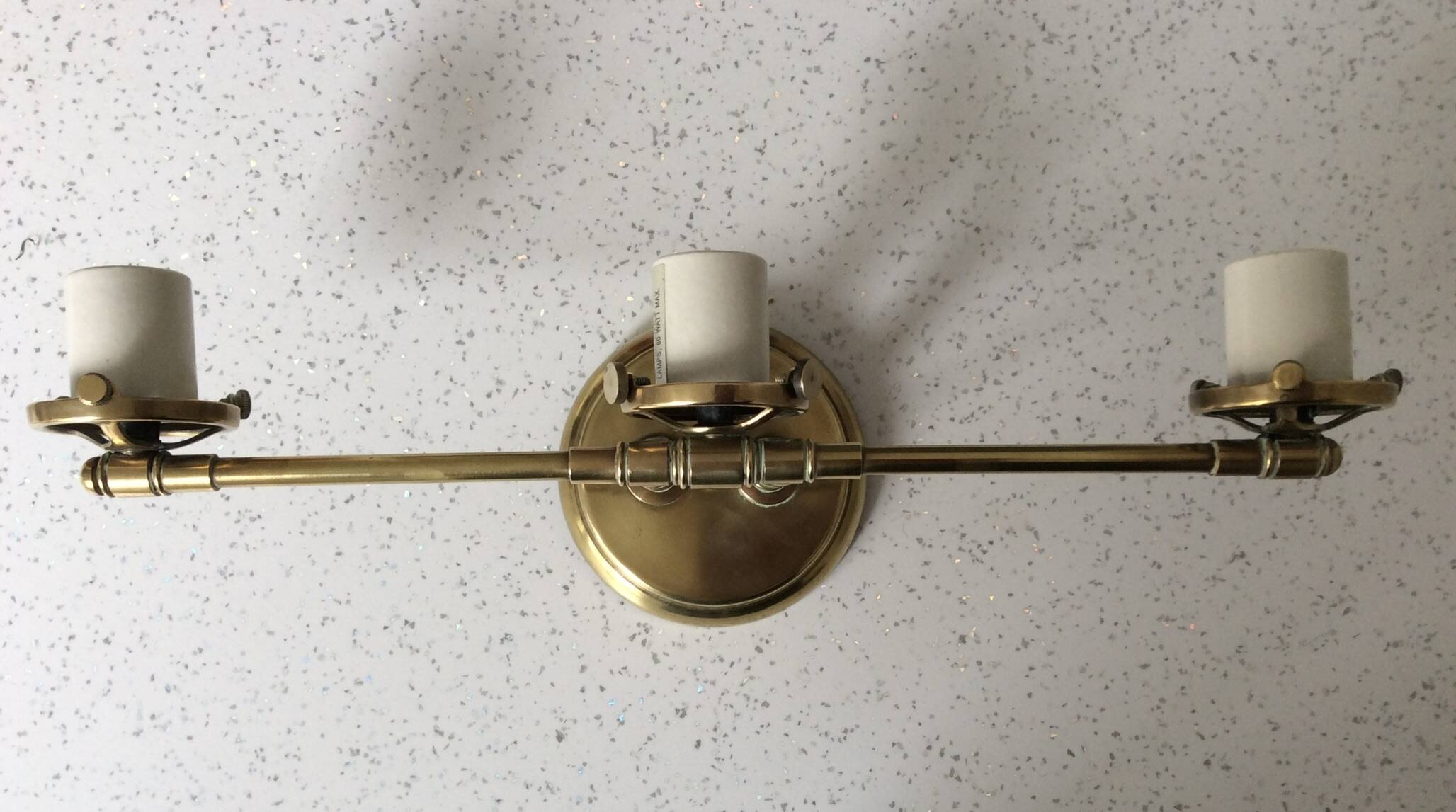 Brass wall light: 3 lamps