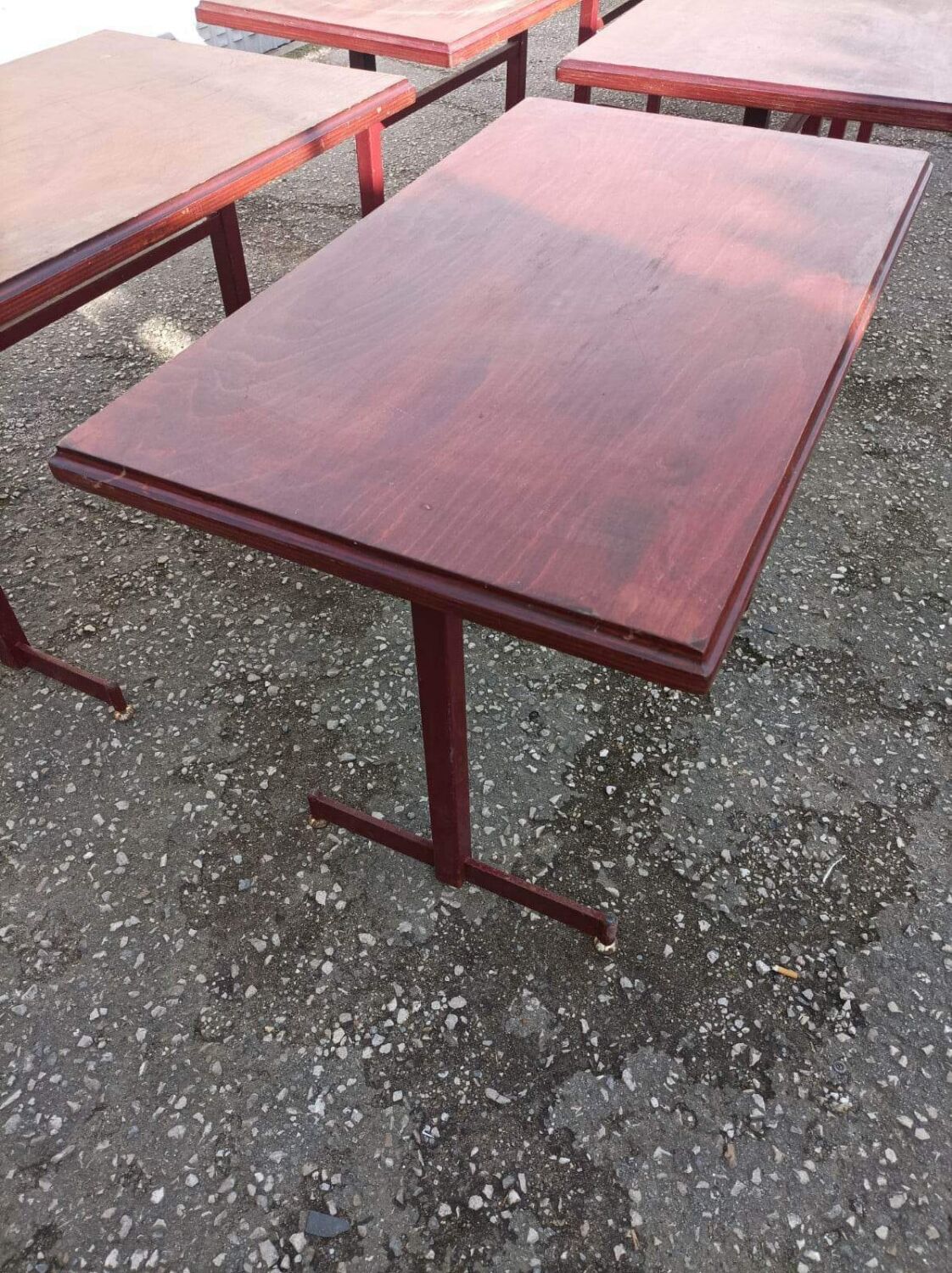 Bistro lot 9 tables and 16 chairs mahieu Jule bry