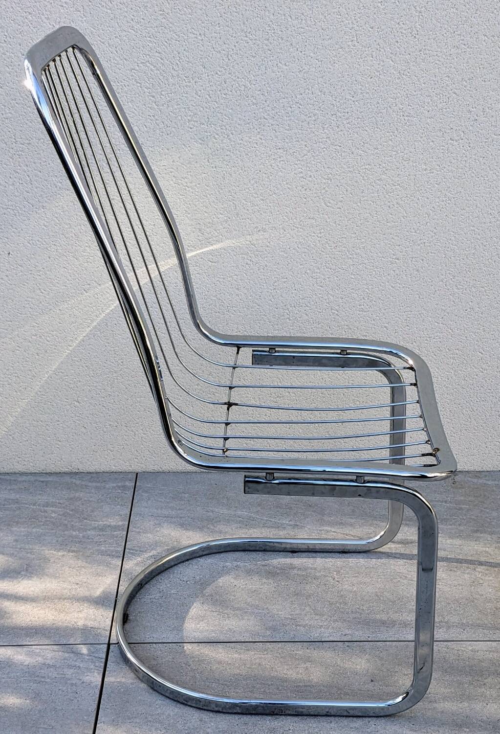 Set of 2 chrome metal chairs, Italian style from the 70s