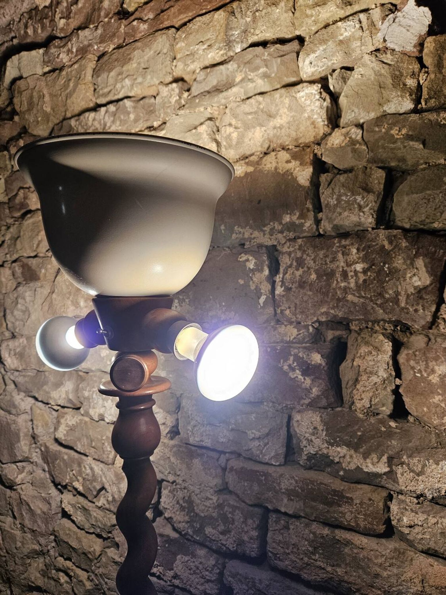 Lampadaire bois touné  Art Déco 1960