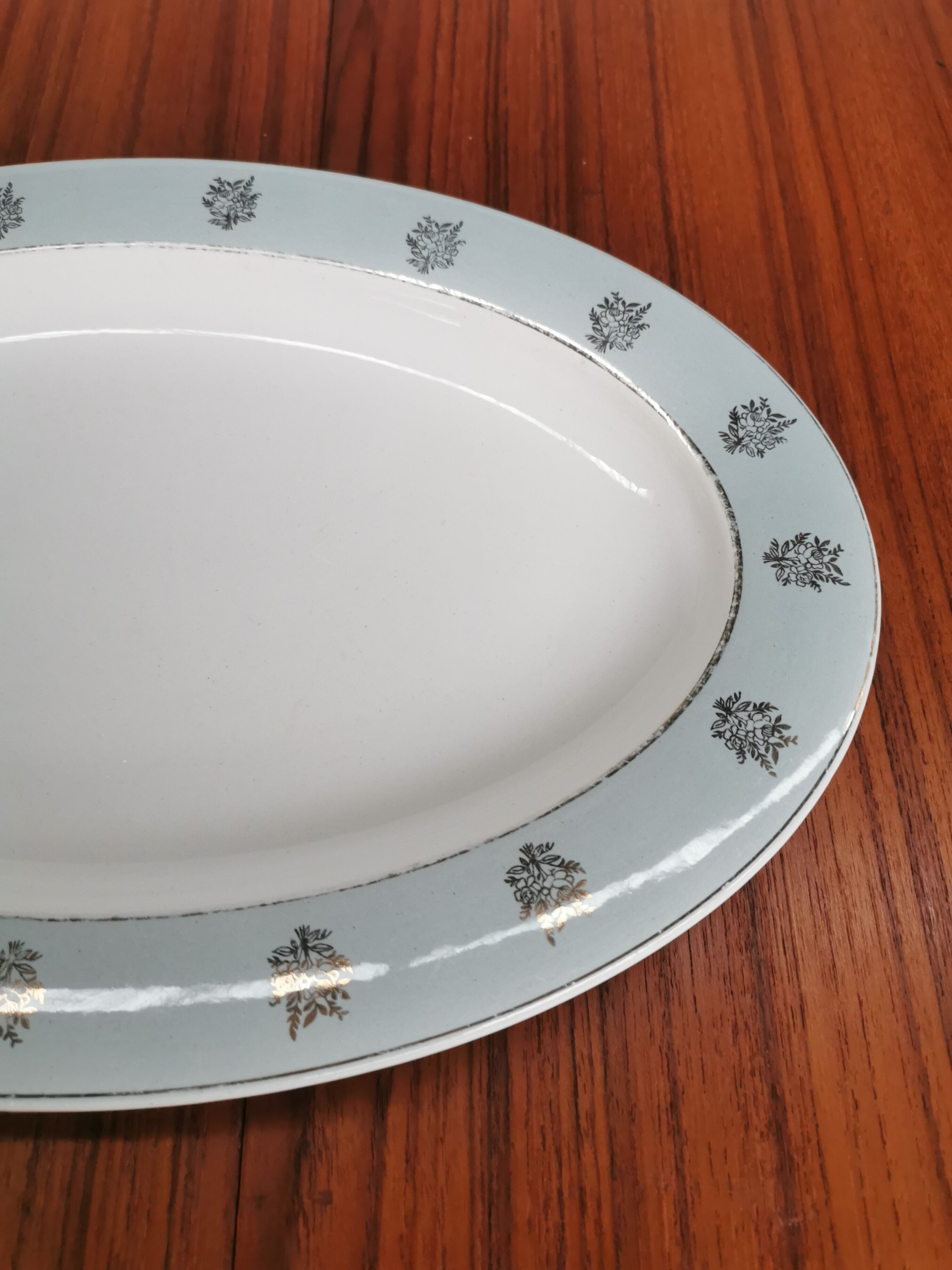 Oval earthenware serving dish