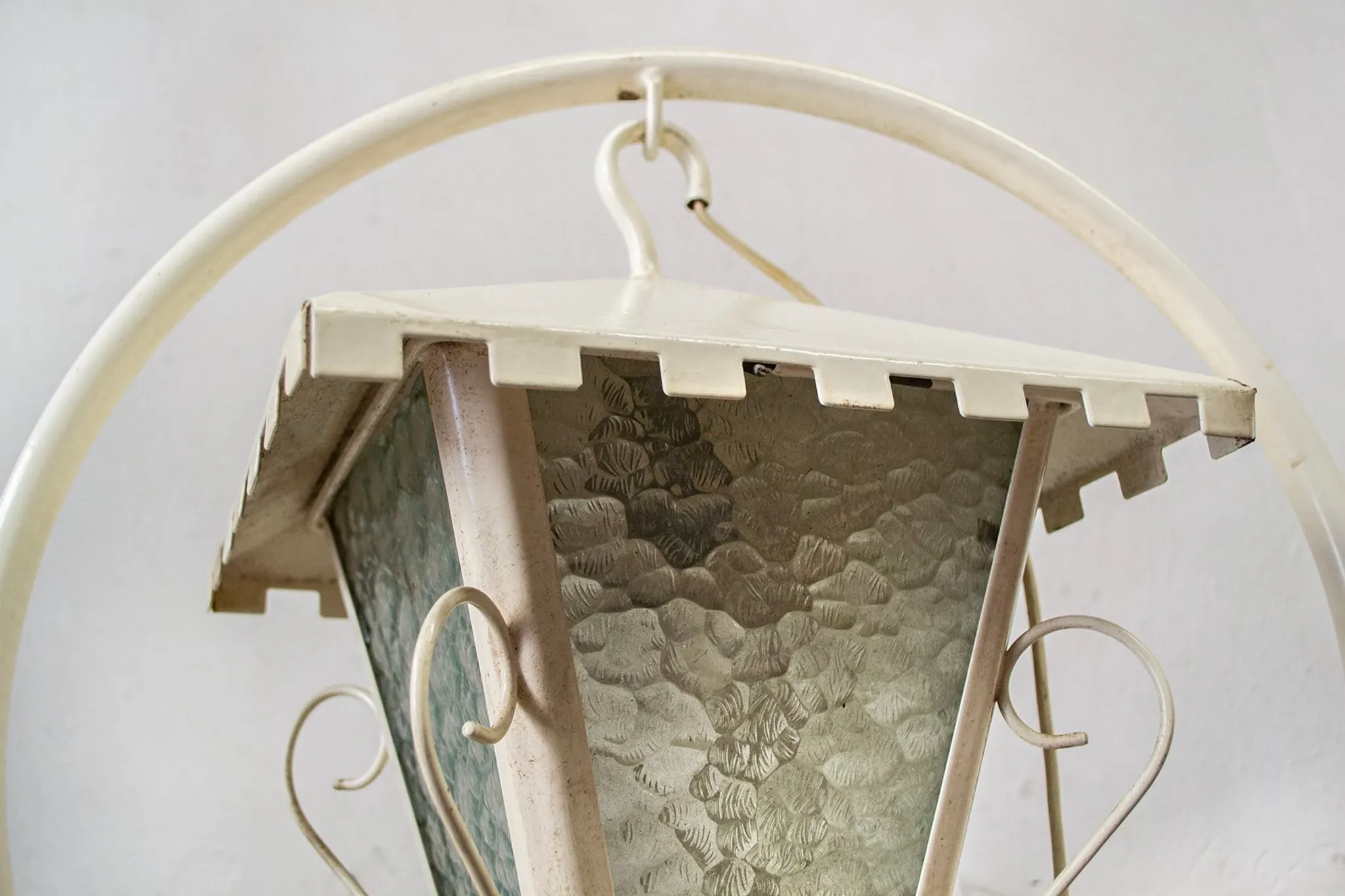 Painted wrought iron garden lamp, Italy, 1960s