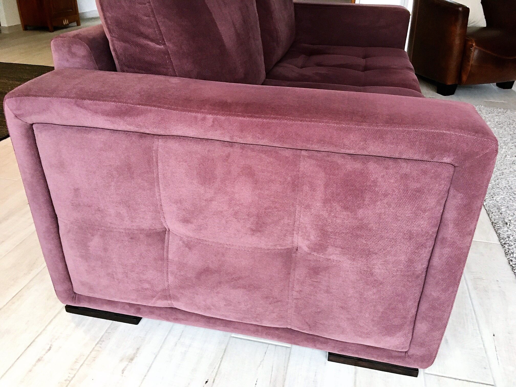 Canapé 3 places en velours "prune" Fabrice Mobilier