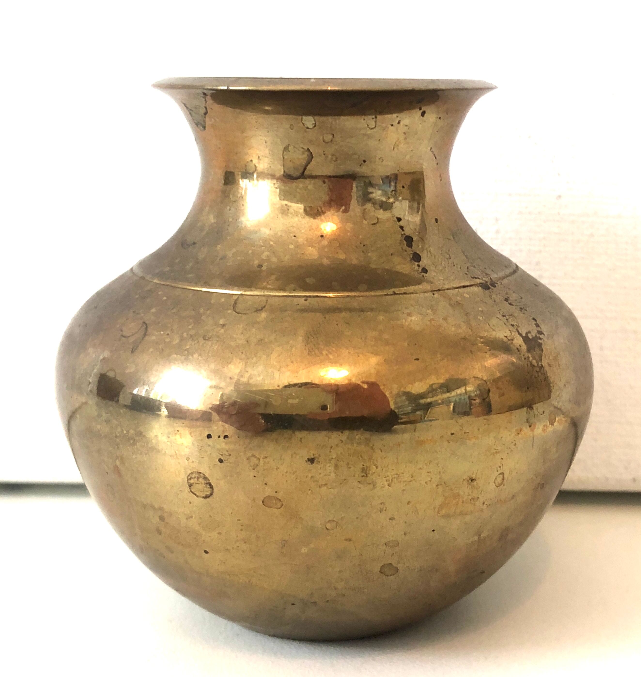 Vase laiton doré