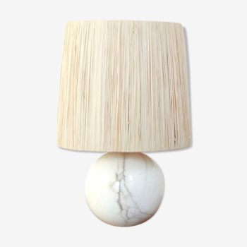 Lampe boule en marbre, abat jour en raphia, années 60