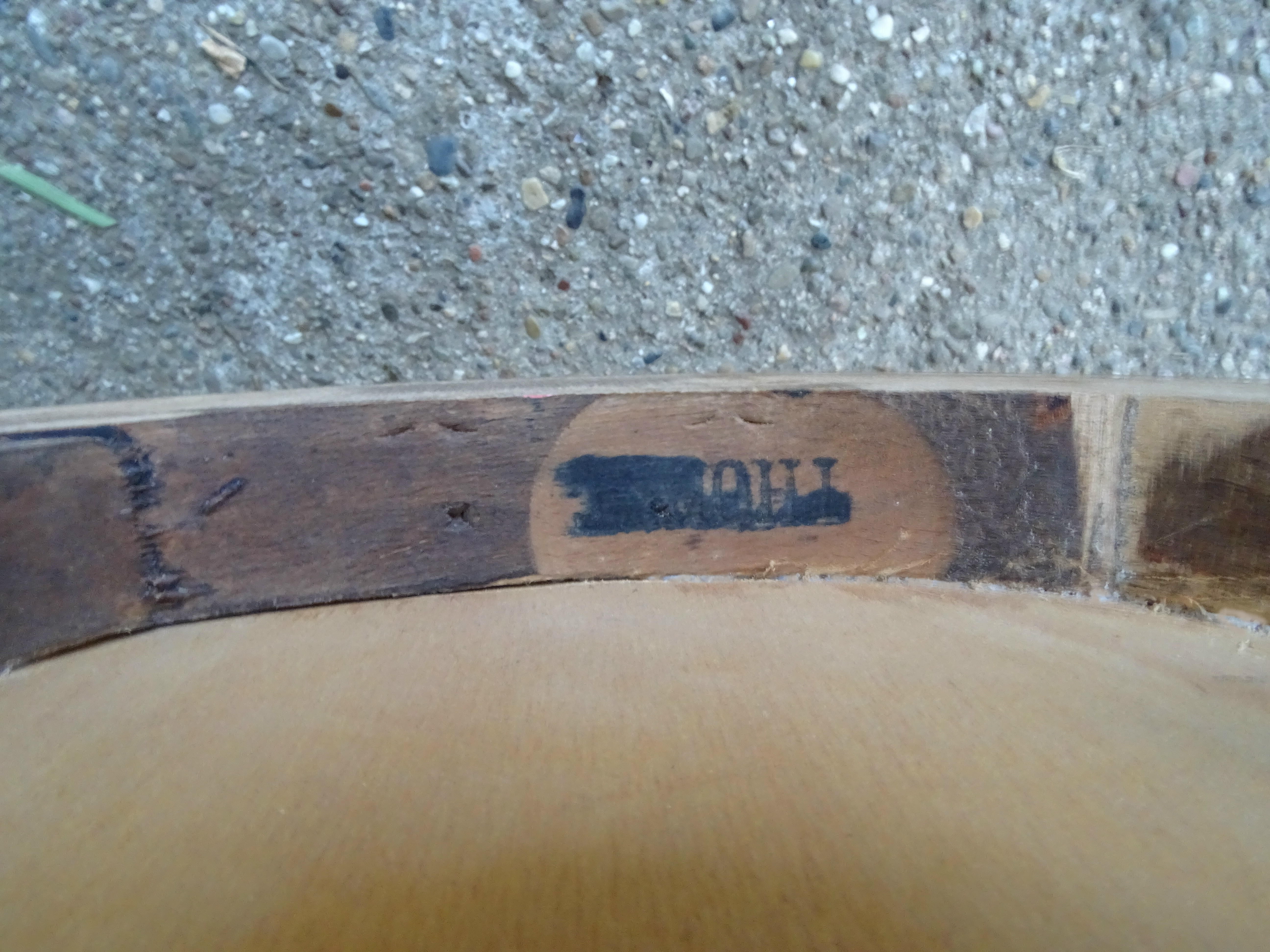 Thonet bistro chair N°18 art nouveau wood seat, production 1925