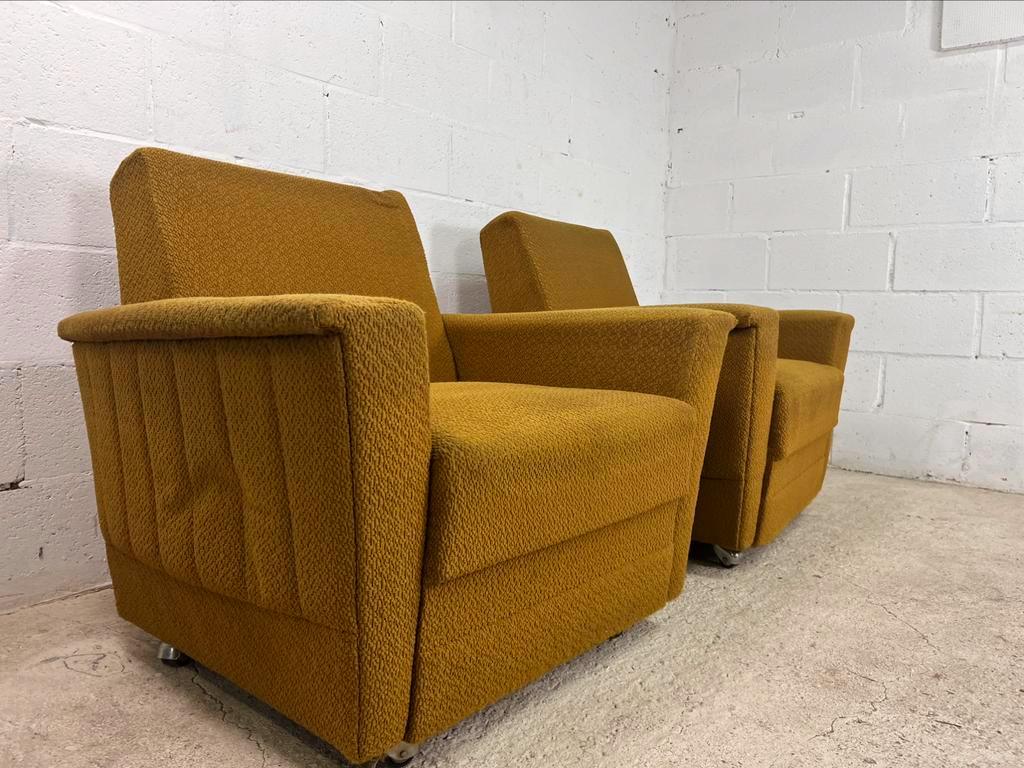 Set of 2 vintage armchairs