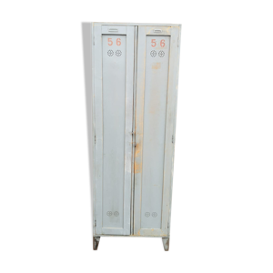 Armoire tchèque vintage
