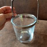 Ice bucket