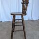 Chaise de bar en bois sculpté vintage : tabouret haut de ferme des années 1970