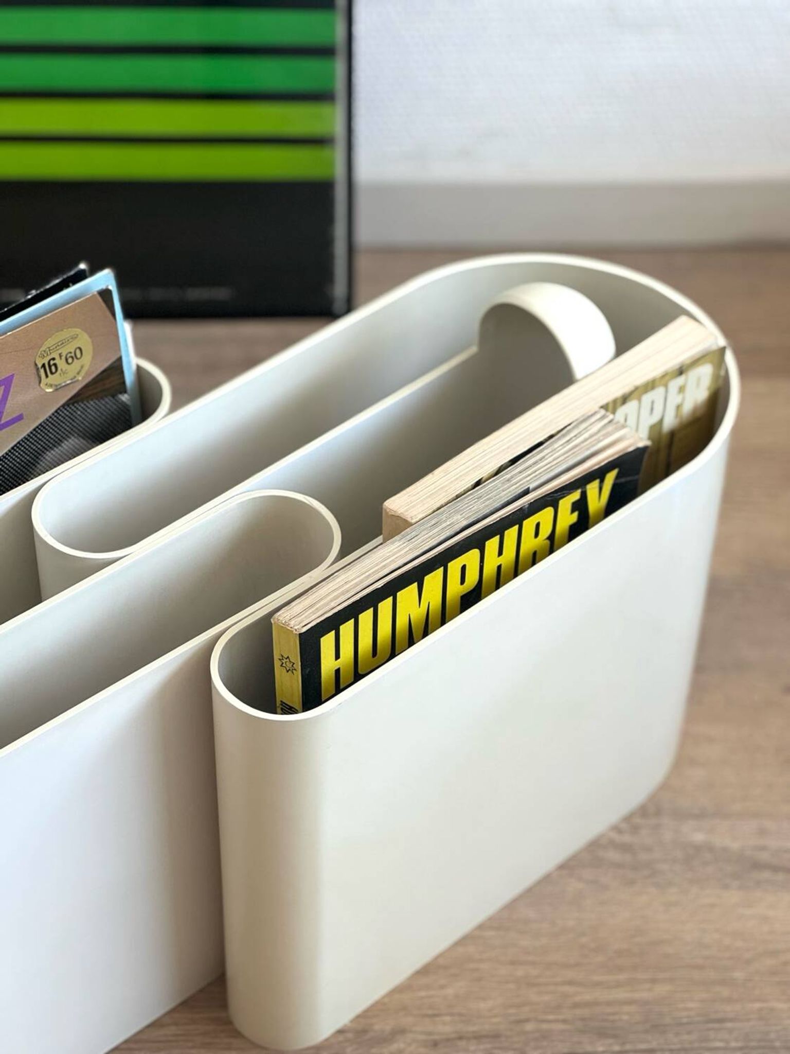 Magazine rack Rodolfo Bonetto for Bilumen