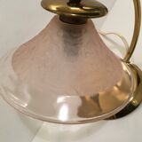 Lampe ancienne 1930/1940 en laiton et coupelle en verre pressé rose