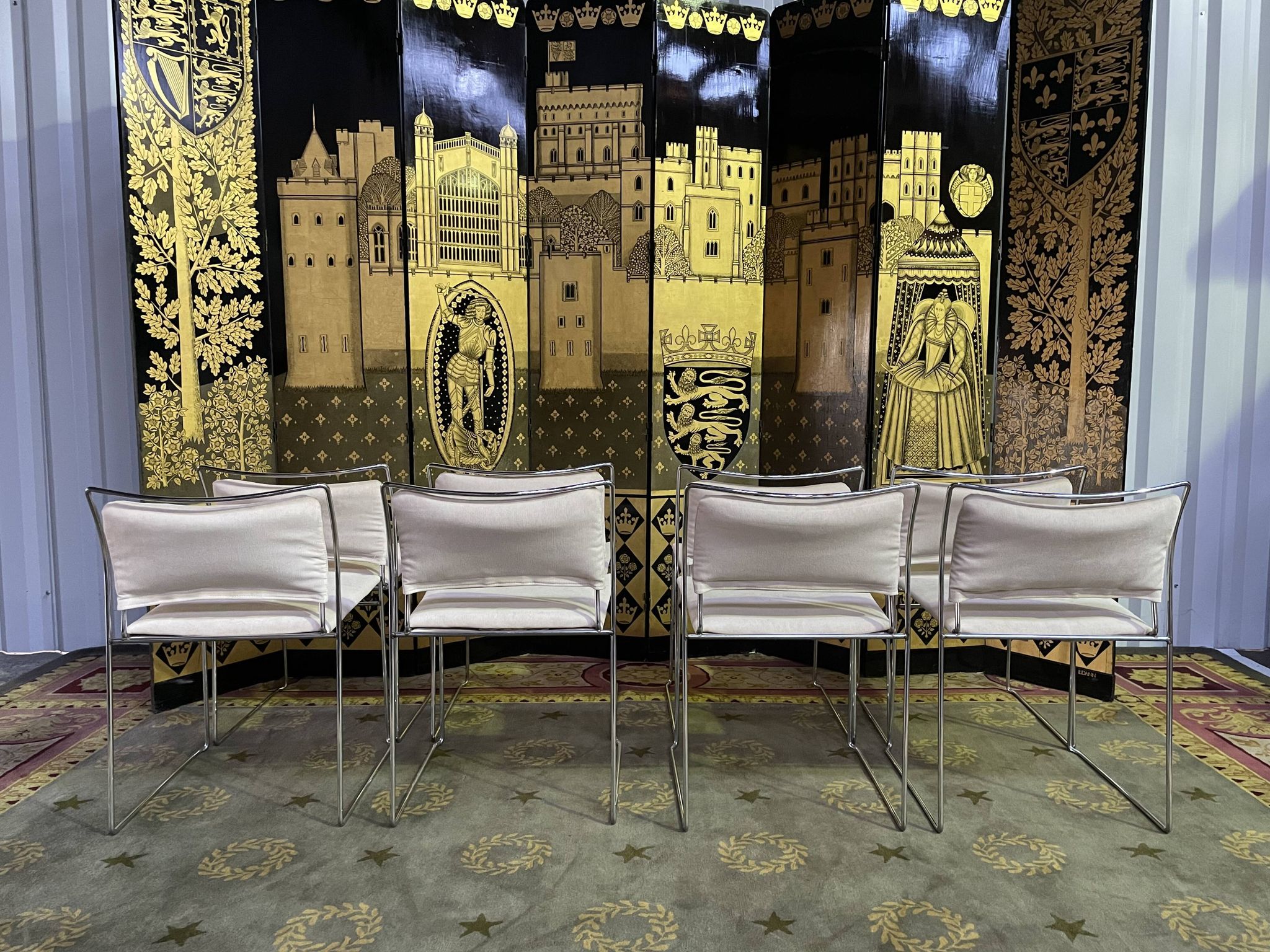 8 1970 chairs in chromed metal "made an Italy" restored