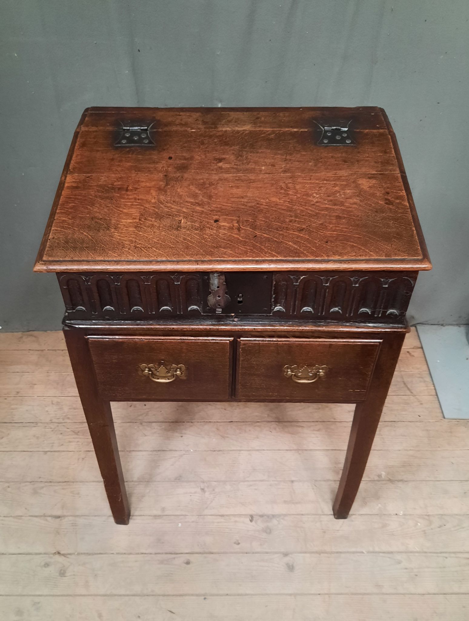Meuble pupitre
