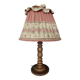 Lampe de bureau pied en bois abat jour tissu fleuri