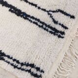 Handmade Moroccan Berber rug 202 X 147 CM