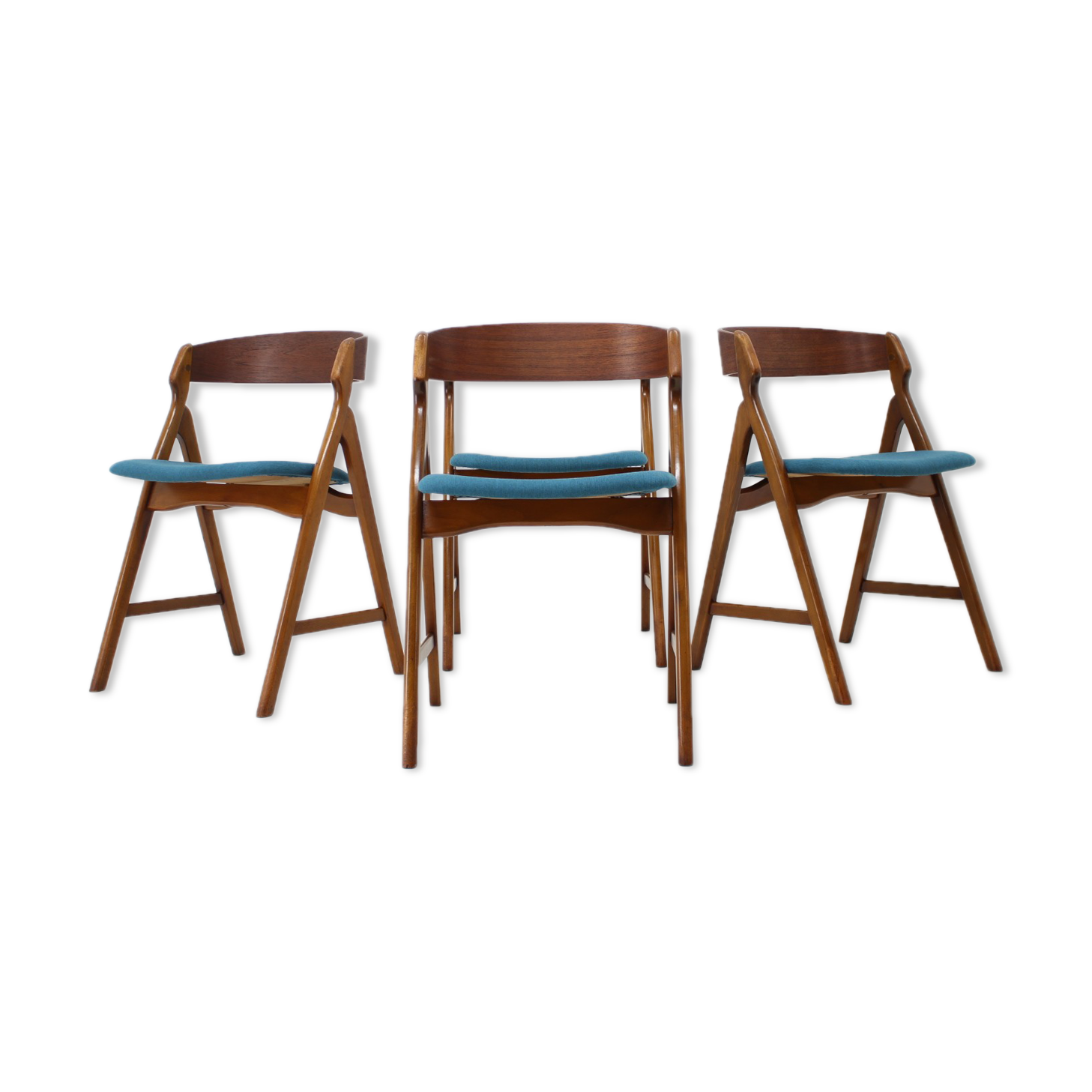 1960s Dining chairs by Henning Kjaernulf for Boltinge Støle Møbelfabrik, set of 4