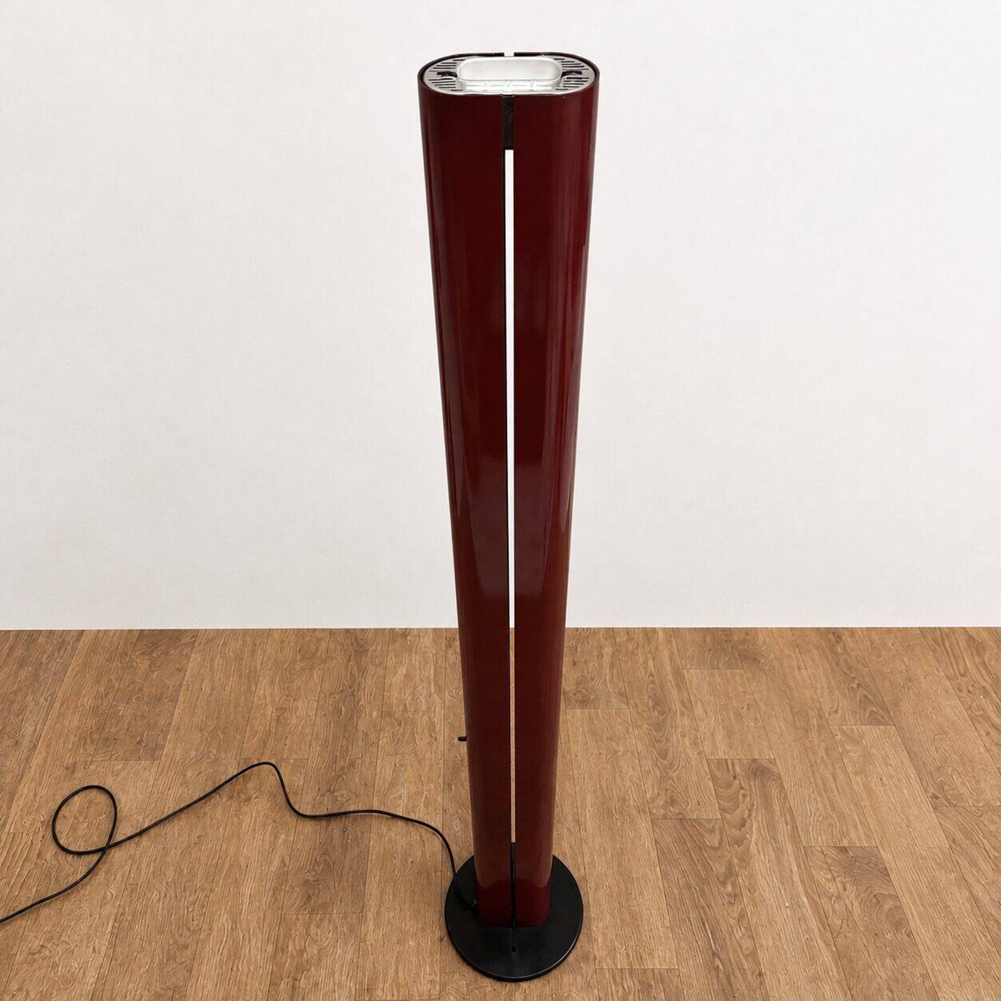 Megaron floor lamp by Gianfranco Frattini for Artemide
